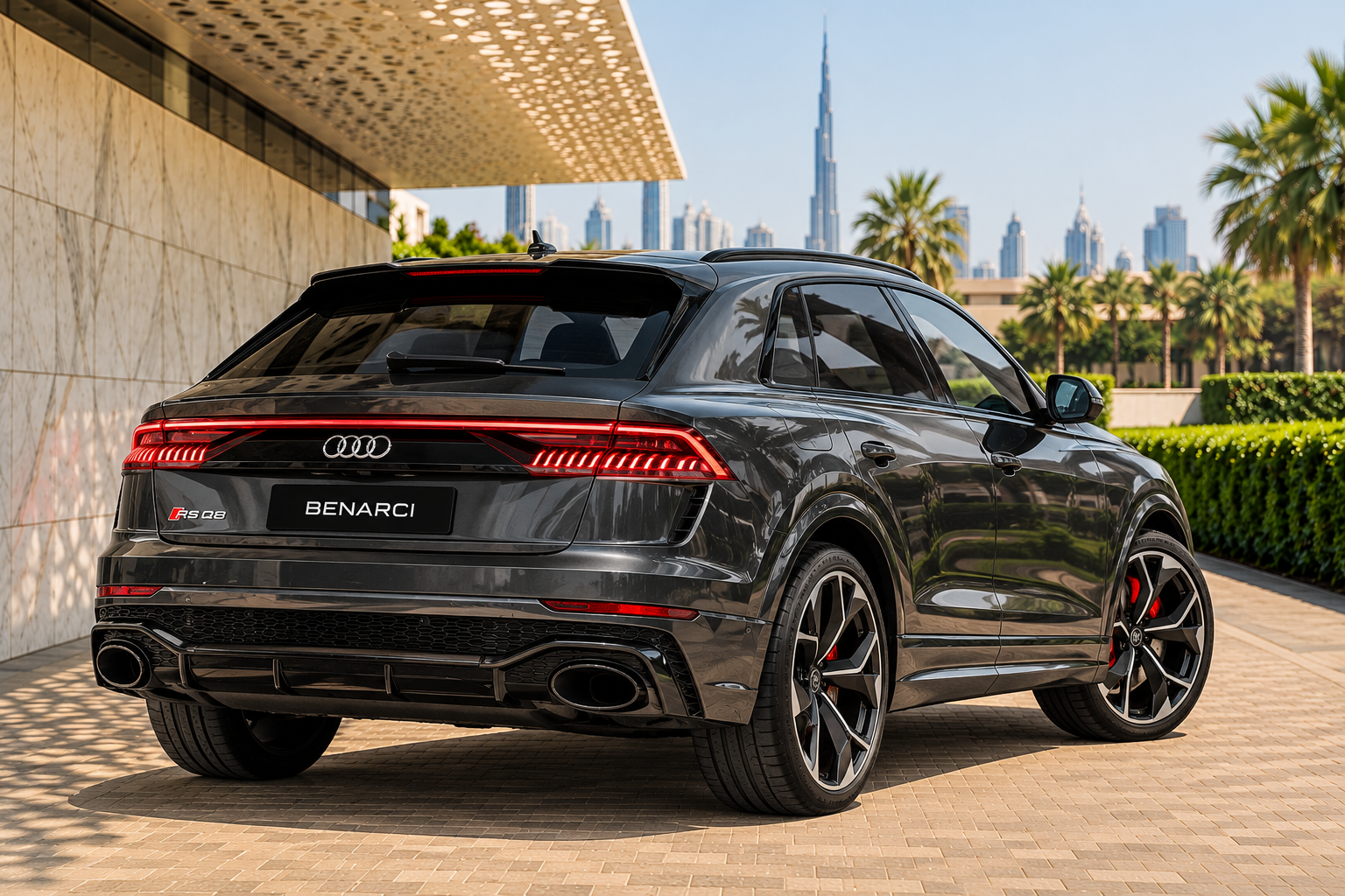 Audi RS Q8 2023 Noir — miniature 4